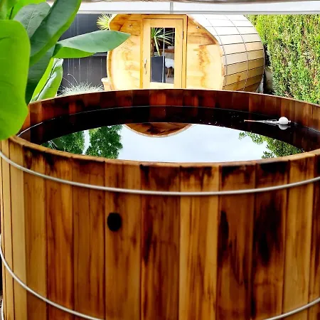 La Dame De Coeur Deauville, Maison D'hotes-b&b 4* Touques