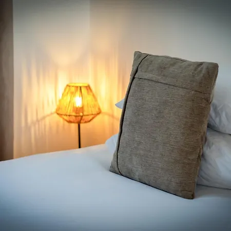 Panzió La Dame De Coeur Deauville, Maison D'hotes-b&b Touques