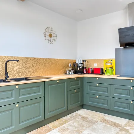 La Dame De Coeur Deauville, Maison D'hotes-b&b Frühstückspension 4*