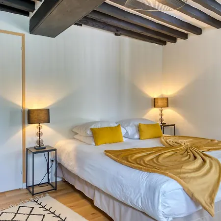 Frühstückspension La Dame De Coeur La Maison A L'oree De Deauville