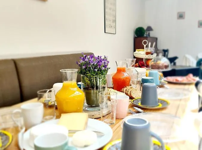 Bed & Breakfast La Dame De Coeur Deauville, Maison D'hotes-b&b